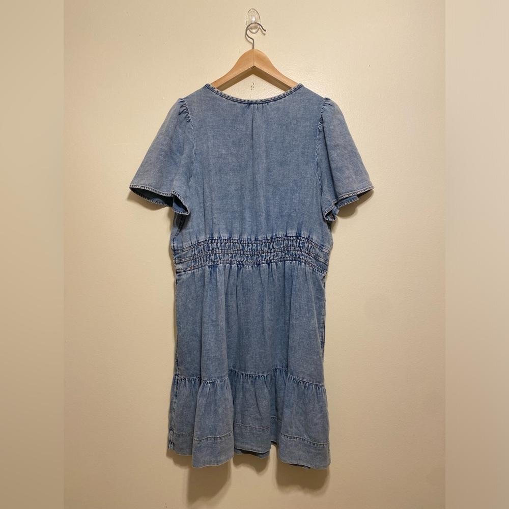 Pilcro Light Blue Denim Mini Dress . Size XL - Picture 2 of 8